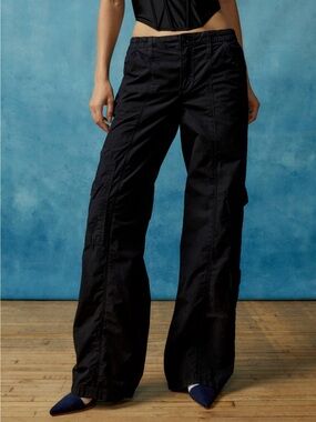 Urban outfitters y2k Wide Leg Black Cargo Pants